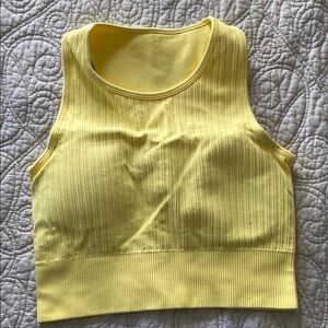 Vanoluya Yellow Ribbed Women's Top, Medium